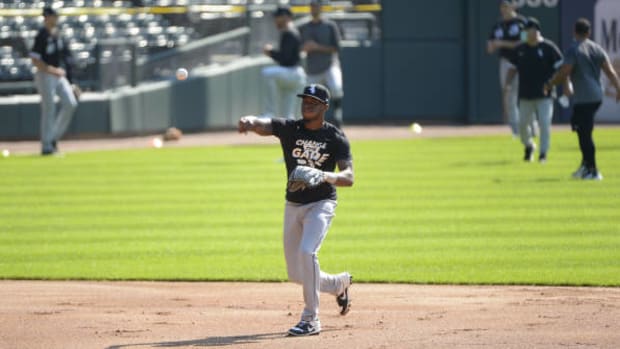 Tim Anderson toss at Summer Camp Day 1 2020-07-03
